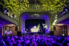 Konferenču apskaņošana un gaismošana