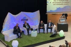 Konferenču apskaņošana un gaismošana