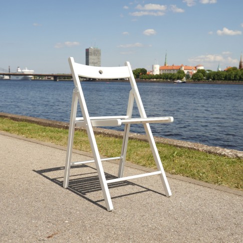 Белый раскладной деревянный стул | arenda